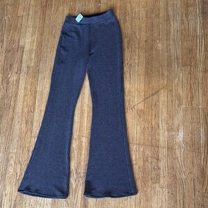 (NWT) FashionNova Ribbed Flare Pants
